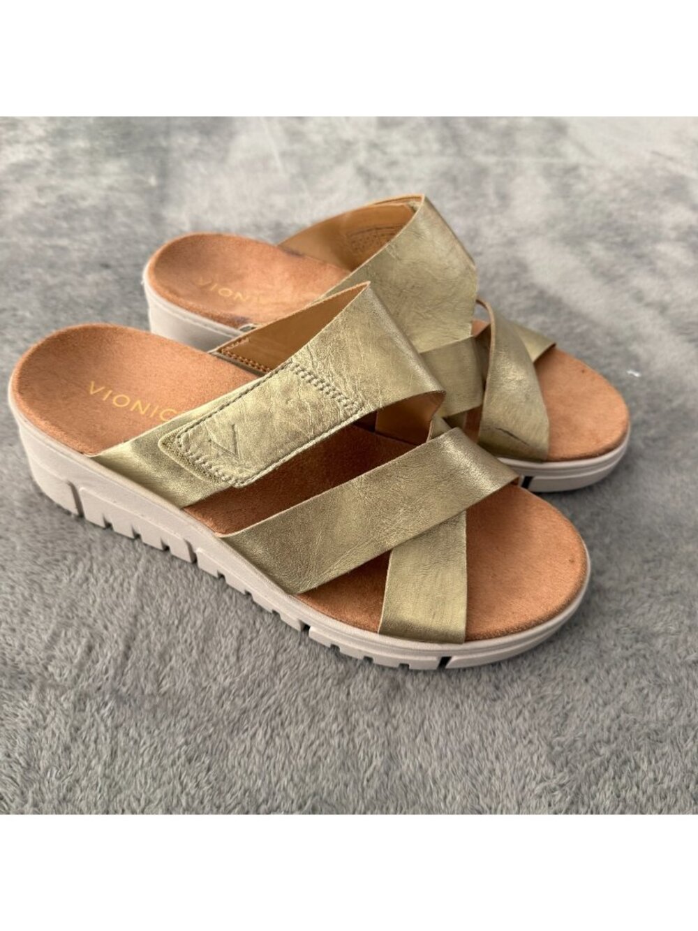 Vionic Uptown Sunset Gold Leather Sandals Shoes Womens 10 Wide 10W Slip On